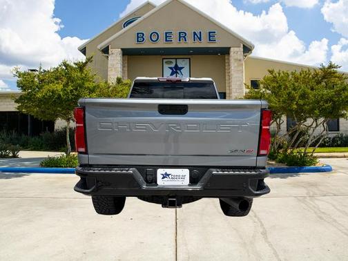 Sterling Gray Metallic 2024 Chevrolet Silverado 2500 ZR2
