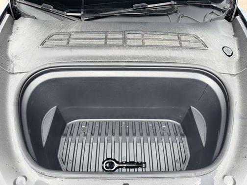 Gray 2025 Tesla Model Y Long Range