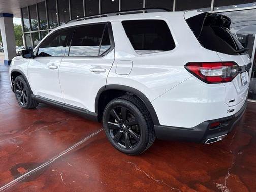 White 2025 Honda Pilot Black Edition