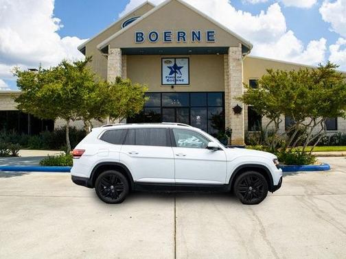 2018 Volkswagen Atlas 3.6L SEL Premium