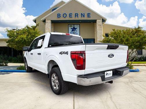 Oxford White 2025 Ford F-150 XLT