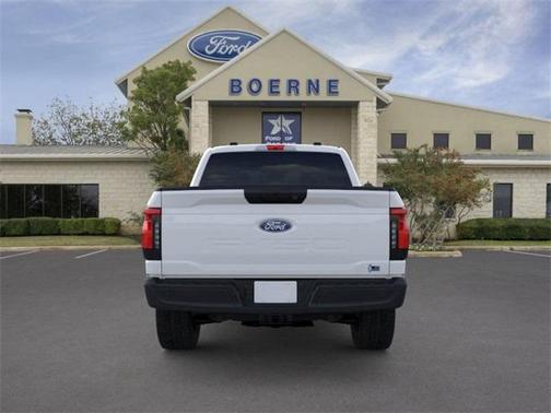 2025 Ford F-150 Lightning Pro