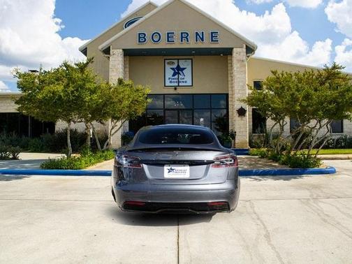 2021 Tesla Model S Plaid