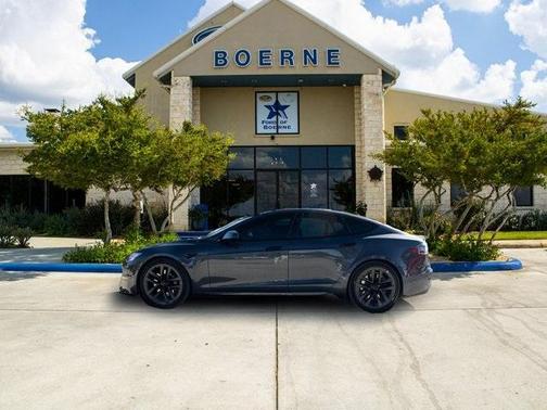 2021 Tesla Model S Plaid