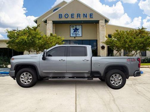 Sterling Gray Metallic 2025 Chevrolet Silverado 2500 High Country