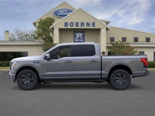 2025 Ford F-150 Lightning LARIAT