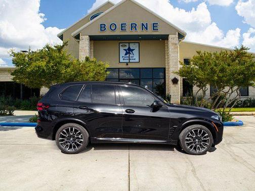 Black Sapphire Metallic 2024 BMW X5 xDrive40i