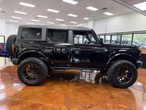 Shadow Black 2026 Ford Bronco Outer Banks