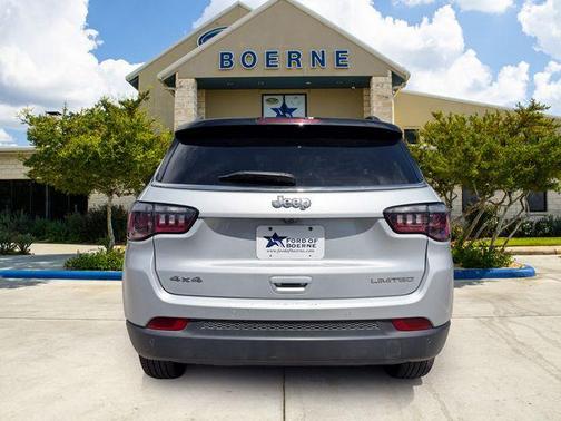 Silver Zynith 2025 Jeep Compass Limited