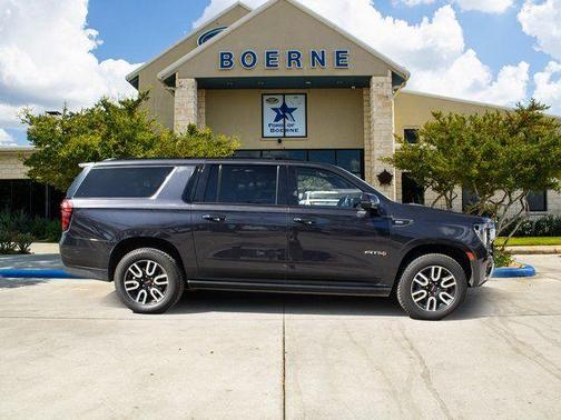 Titanium Rush Metallic 2023 GMC Yukon XL AT4