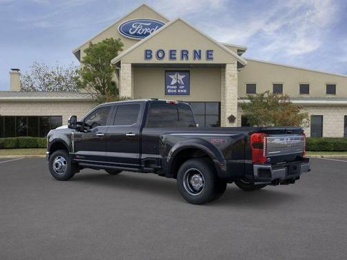 Agate Black Metallic 2026 Ford F-350 King Ranch