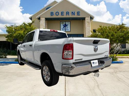 Bright White Clearcoat 2024 RAM 2500 Big Horn