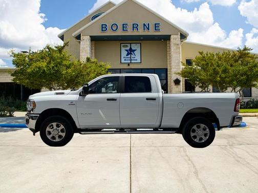 Bright White Clearcoat 2024 RAM 2500 Big Horn