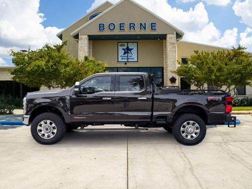 Bronze 2024 Ford F-350 King Ranch