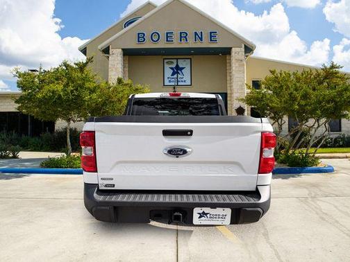 Oxford White 2024 Ford Maverick XLT