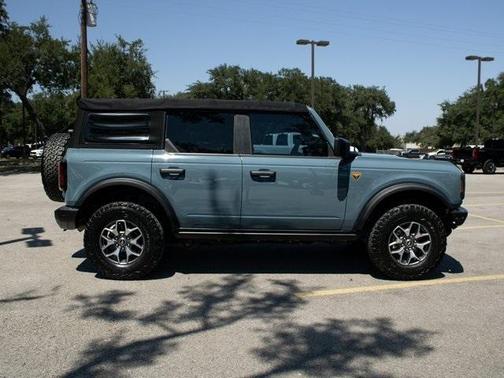 2021 Ford Bronco Badlands