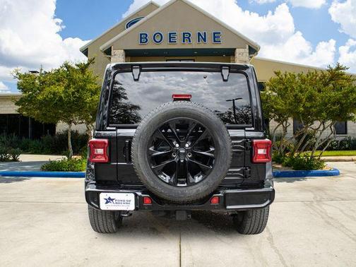 2022 Jeep Wrangler Unlimited Sahara High Altitude