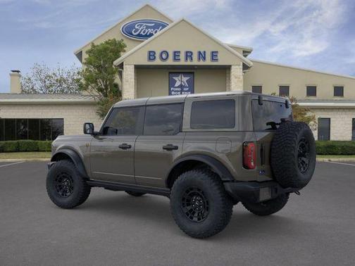 Gray 2026 Ford Bronco Badlands