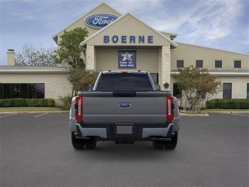 2026 Ford F-350 XLT