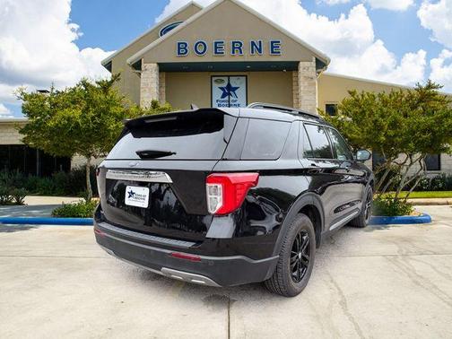Black Metallic 2023 Ford Explorer XLT