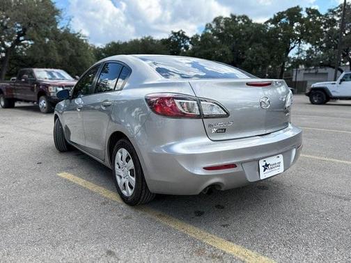 2013 Mazda Mazda3 i Sport