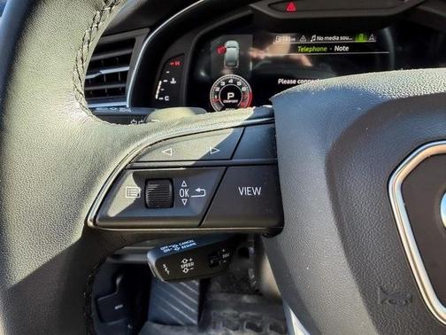 2022 Audi Q7 55 Premium Plus