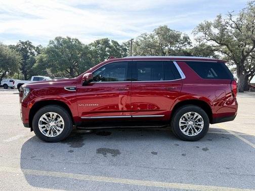 2024 GMC Yukon SLT