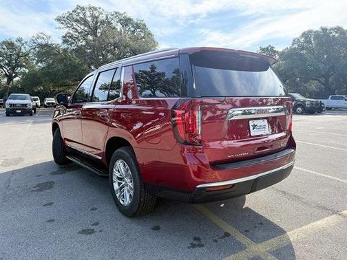 2024 GMC Yukon SLT