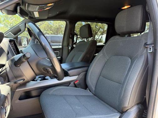 Bright White Clearcoat 2022 RAM 1500 Big Horn