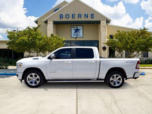 Bright White Clearcoat 2022 RAM 1500 Big Horn