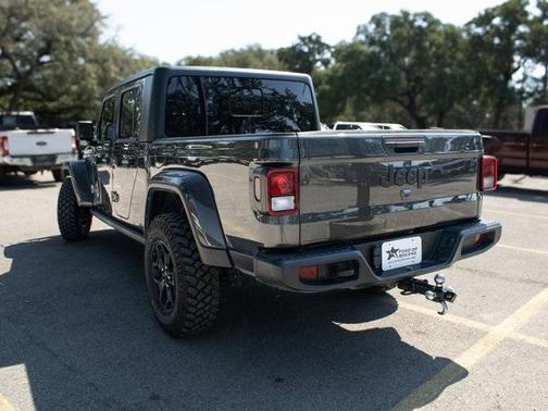 2022 Jeep Gladiator Sport