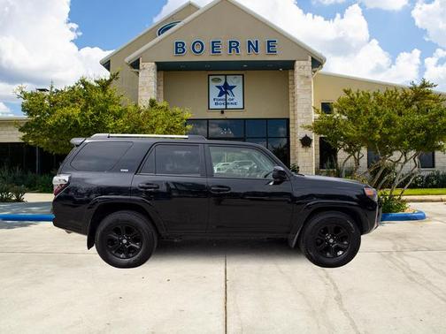 Midnight Black Metallic 2024 Toyota 4Runner SR5