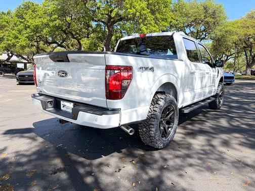 Avalanche 2026 Ford F-150 XLT