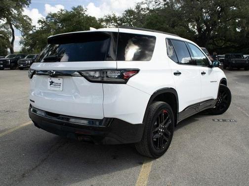 2021 Chevrolet Traverse Premier