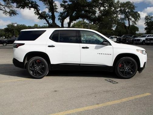 2021 Chevrolet Traverse Premier