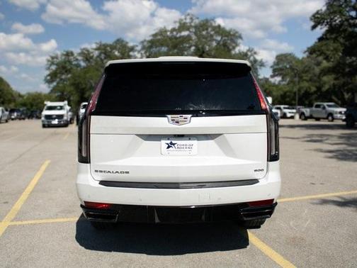 2023 Cadillac Escalade Sport