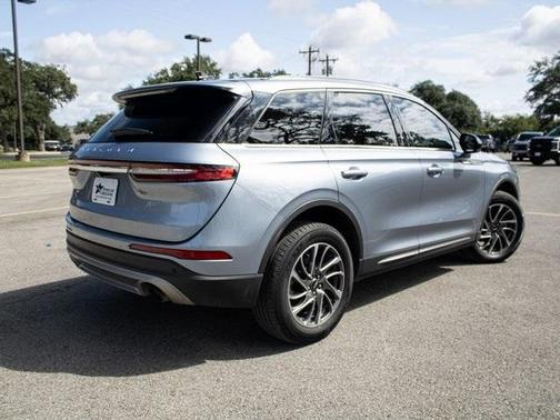 2022 Lincoln Corsair Standard