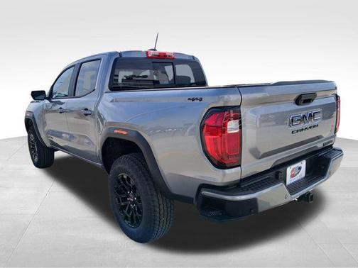 Sterling 2026 GMC Canyon Elevation