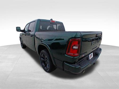 Serrano Green Metallic 2026 RAM 1500 Big Horn/Lone Star