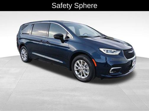 2025 Chrysler Pacifica L