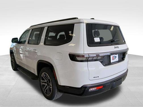 2026 Jeep Grand Wagoneer 4x4