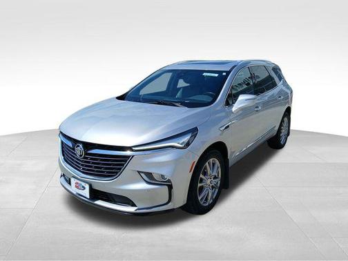 2022 Buick Enclave AWD Essence