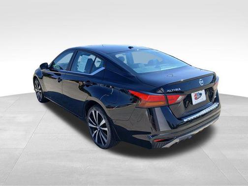 2020 Nissan Altima SR Intelligent AWD