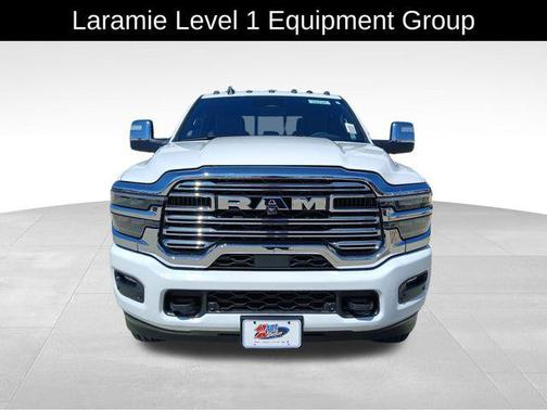 2025 RAM 2500 Laramie Crew Cab 4x4 6'4' Box