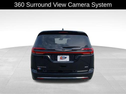 2026 Chrysler Pacifica L