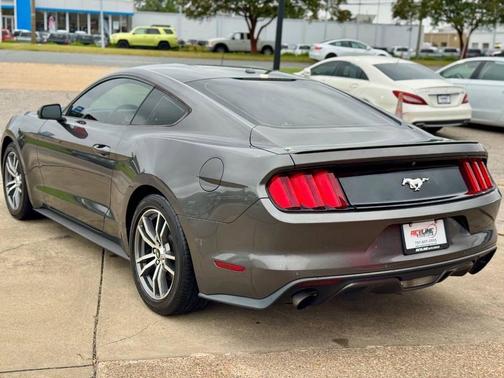 2015 Ford Mustang EcoBoost Premium