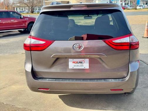 2015 Toyota Sienna XLE