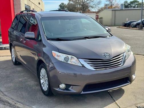 2015 Toyota Sienna XLE