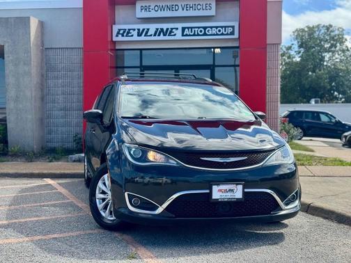 2018 Chrysler Pacifica Touring-L Plus