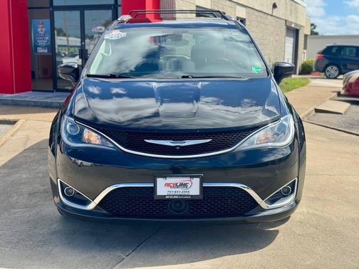 2018 Chrysler Pacifica Touring-L Plus